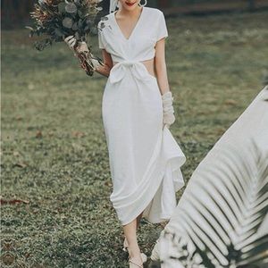 White wedding gown/formal dress